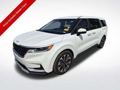 Used 2024 Kia Carnival EX