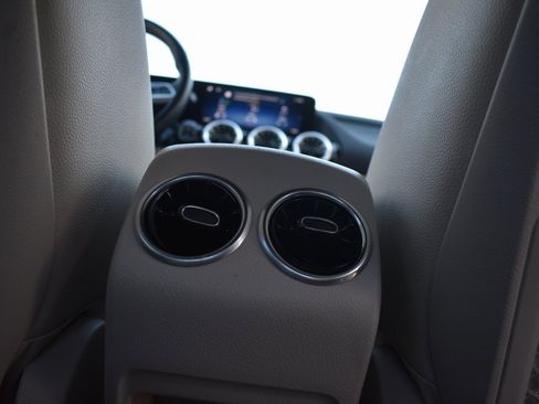 Used 2025 Mercedes-Benz GLA 250 GLA 250 image 31