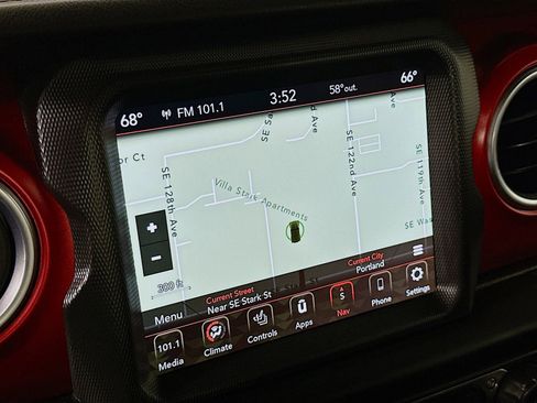 Used 2021 Jeep Wrangler Unlimited Rubicon w/ Uconnect 4C Nav & Sound Group AWD/4WD image 17
