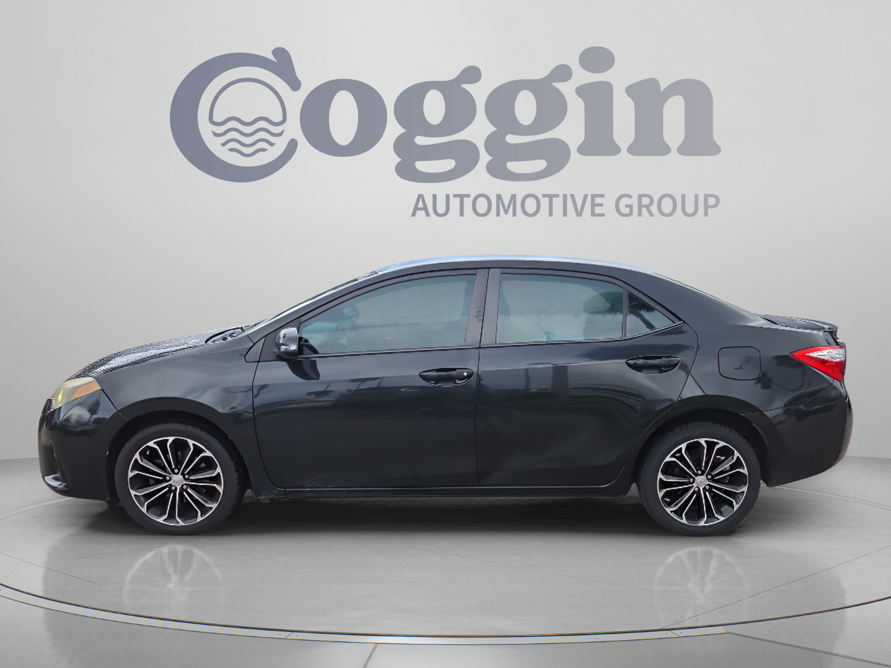 Used 2016 Toyota Corolla S FWD image 2