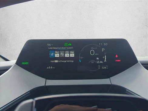 New 2026 Toyota Prius Plug-In Hybrid FWD image 14
