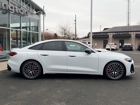 Used 2025 Audi S5 Premium Plus image 7