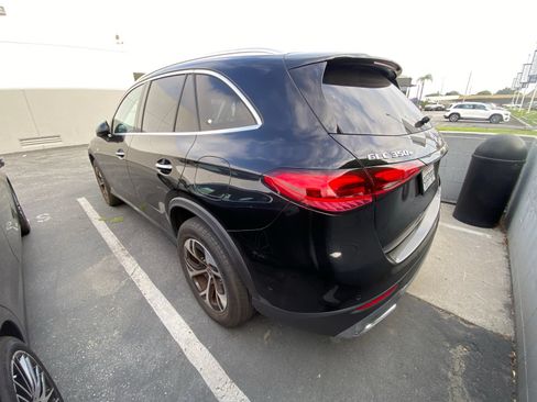 Certified 2025 Mercedes-Benz GLC 350e 4MATIC image 4