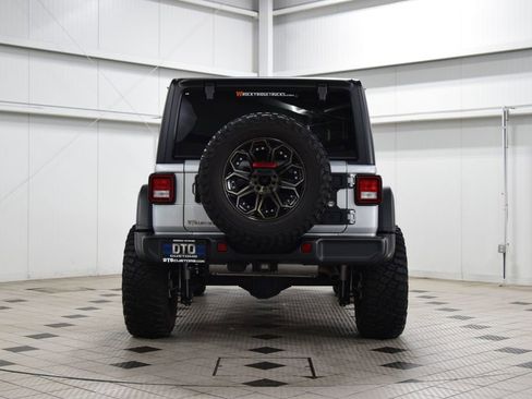 Used 2024 Jeep Wrangler Unlimited Sport AWD/4WD image 6