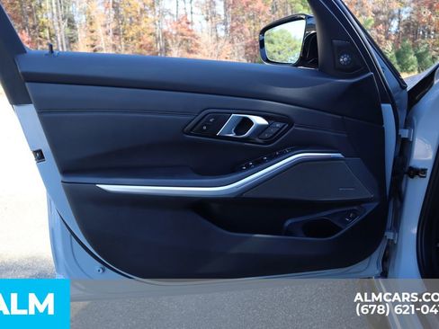 Used 2025 BMW M3 Competition RWD image 23