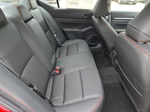 New 2026 Nissan Altima 2.5 SR FWD image 18