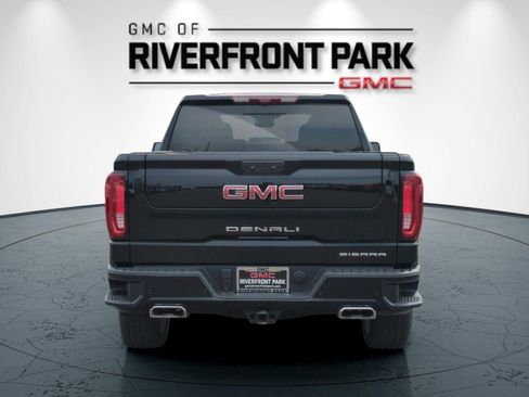 Used 2025 GMC Sierra 1500 Denali w/ Denali Reserve Package AWD/4WD image 4