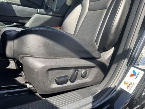 Used 2024 Nissan Rogue SV w/ SV Premium Package AWD/4WD image 27