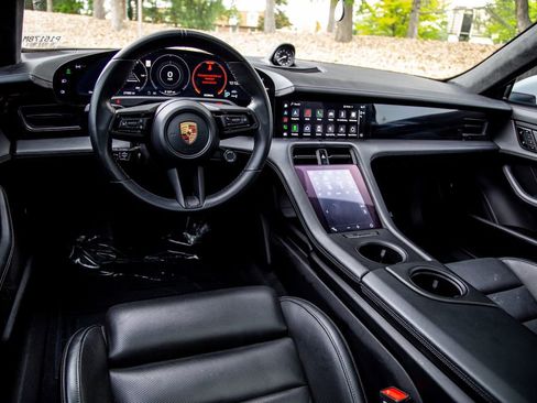Used 2020 Porsche Taycan Turbo AWD/4WD image 10