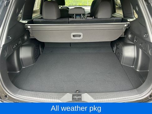 Used 2025 Subaru Forester Premium AWD/4WD image 7