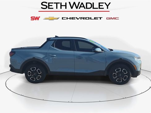 Used 2022 Hyundai Santa Cruz SEL Premium image 8