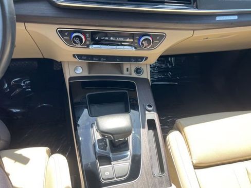 Used 2022 Audi Q5 2.0T Premium image 14