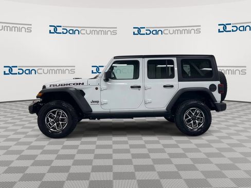 Used 2024 Jeep Wrangler Unlimited Rubicon image 5