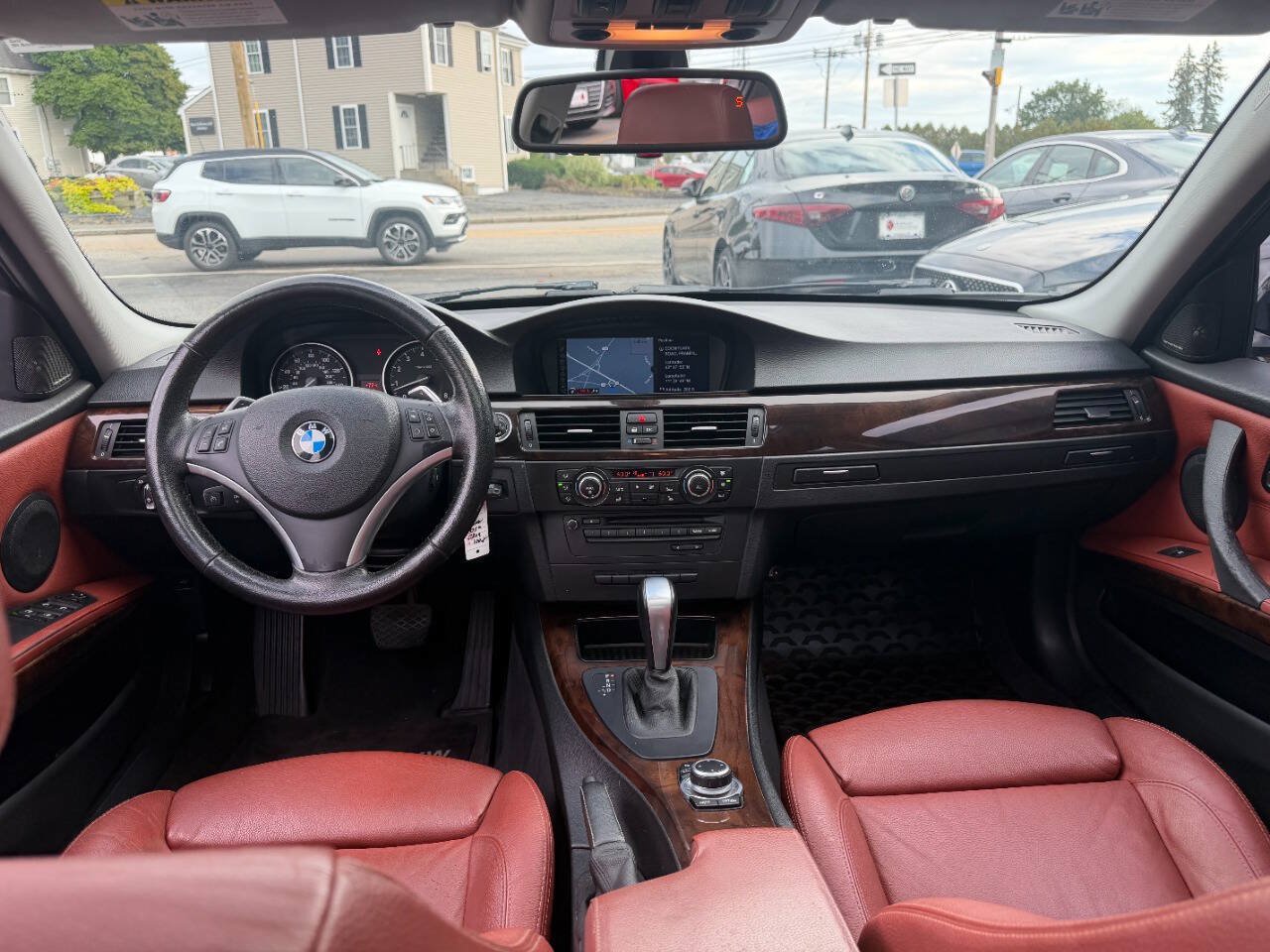 Used 2011 BMW 335i xDrive Sedan AWD/4WD image 21