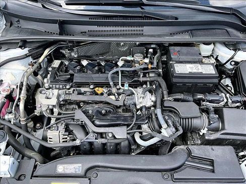 Used 2024 Toyota Corolla LE FWD image 11