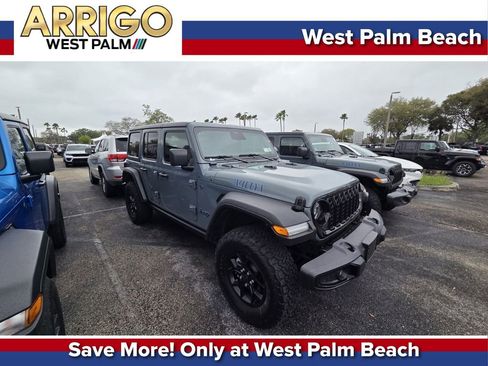 Used 2025 Jeep Wrangler Willys image 1