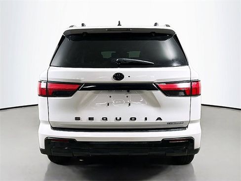 Used 2025 Toyota Sequoia Platinum image 6