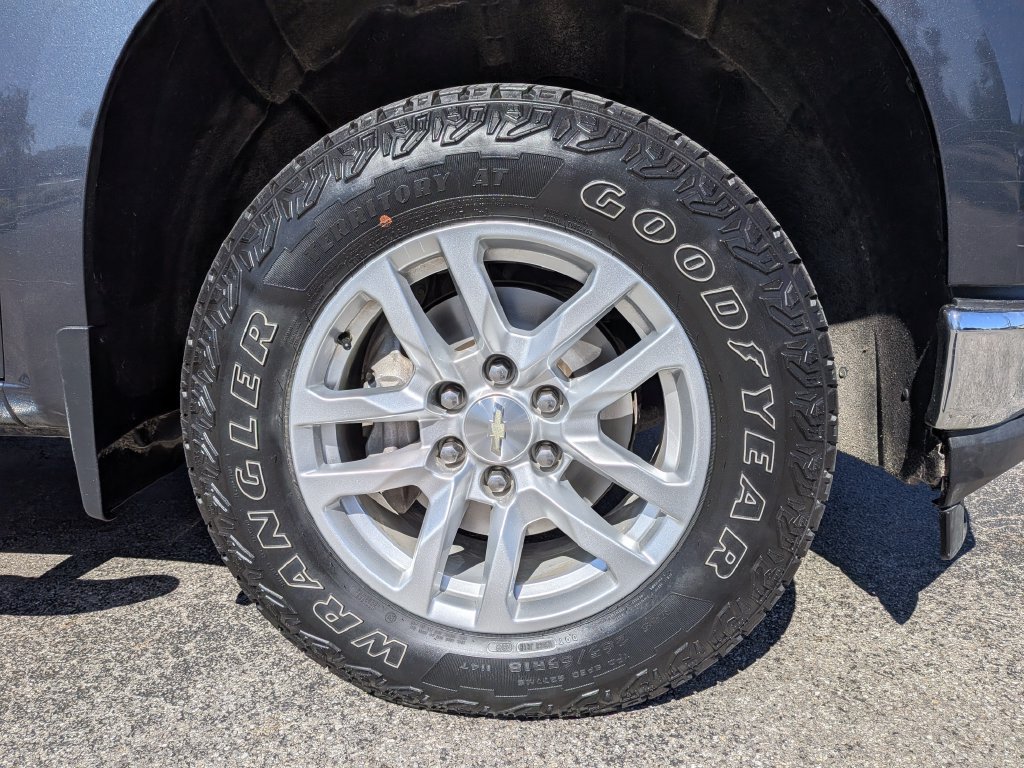 Used 2019 Chevrolet Silverado 1500 LT w/ All-Star Edition AWD/4WD image 11