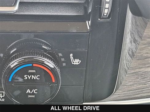 New 2026 Nissan Rogue Platinum image 22