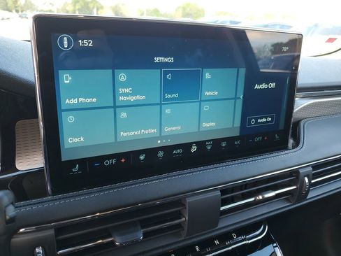 New 2026 Lincoln Corsair Reserve w/ Jet Appearance Package FWD image 27