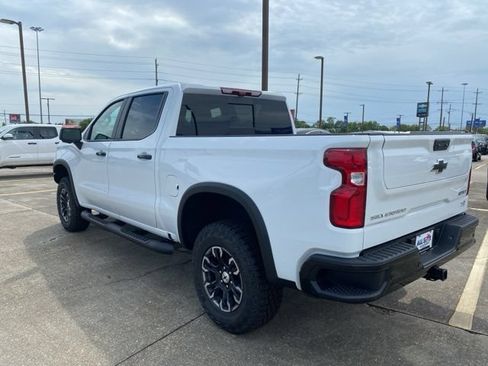 New 2026 Chevrolet Silverado 1500 ZR2 AWD/4WD image 5