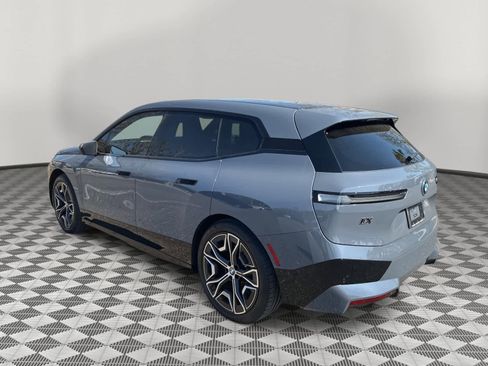 Certified 2025 BMW iX M60 image 7