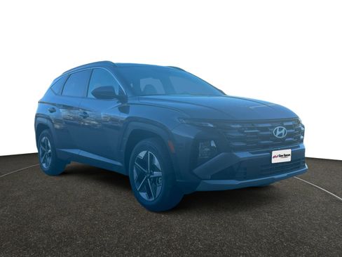 Certified 2025 Hyundai Tucson SEL image 9