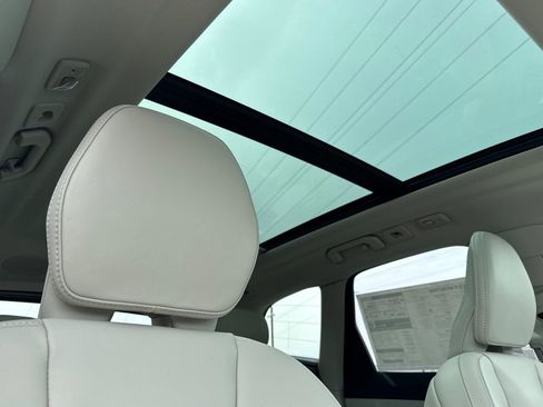 New 2026 Volvo XC60 B5 Ultra w/ Protection Package Premier image 19