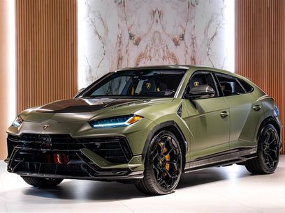 Used 2023 Lamborghini Urus Performante