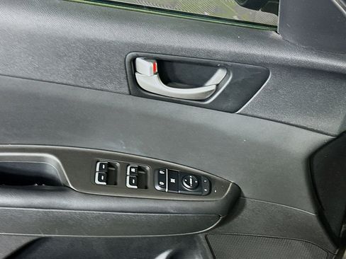 Used 2017 Kia Optima LX w/ Option Group 014 image 15