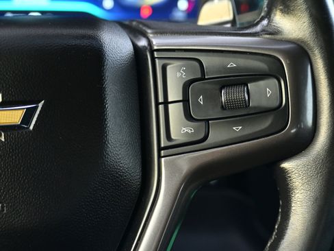 Used 2023 Chevrolet Silverado 1500 High Country w/ Technology Package image 19