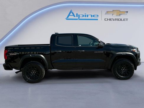 Used 2024 Chevrolet Colorado Trail Boss w/ Advanced Trailering Package AWD/4WD image 6