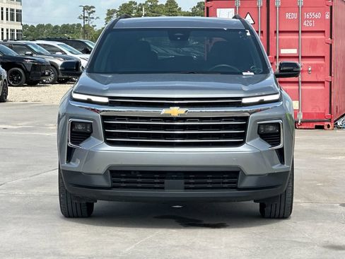 Used 2024 Chevrolet Traverse LT AWD/4WD image 9