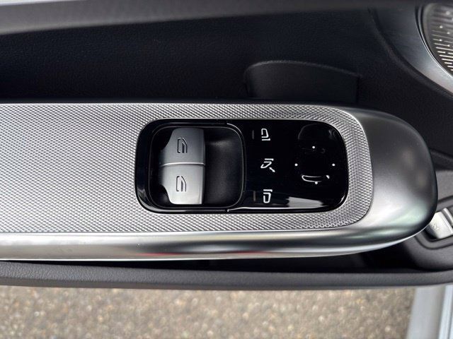 Used 2024 Mercedes-Benz CLE 300 4MATIC Coupe image 11