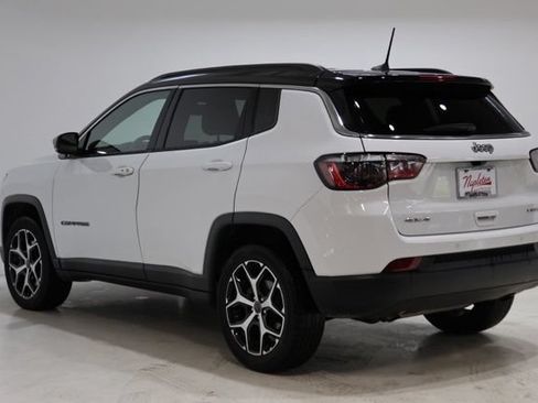 Used 2025 Jeep Compass Limited AWD/4WD image 6