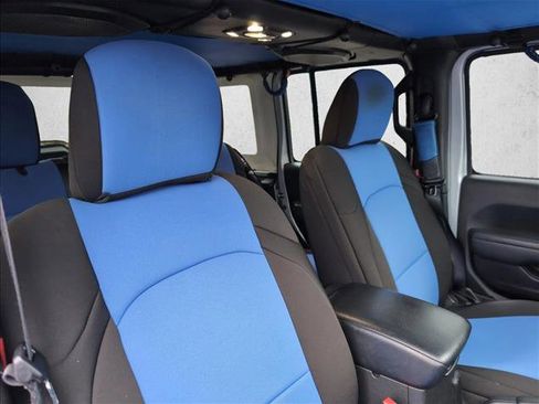 Used 2022 Jeep Wrangler Unlimited Sport image 24