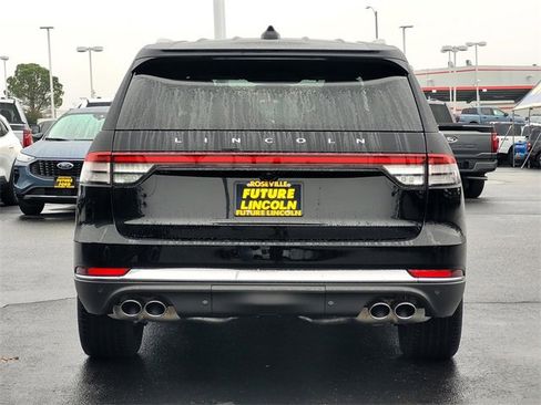 New 2026 Lincoln Aviator Reserve image 5
