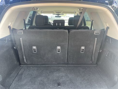 Used 2025 Nissan Pathfinder SV image 24