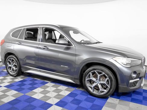 Used 2018 BMW X1 sDrive28i w/ Convenience Package image 3