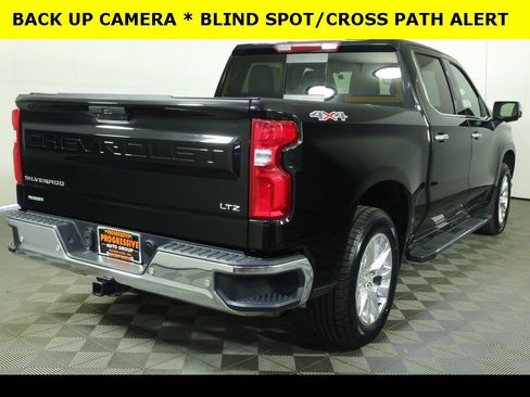 Used 2020 Chevrolet Silverado 1500 LTZ w/ LTZ Premium Package image 16