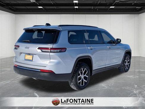 Certified 2024 Jeep Grand Cherokee L Limited w/ Luxury Tech Group II image 5