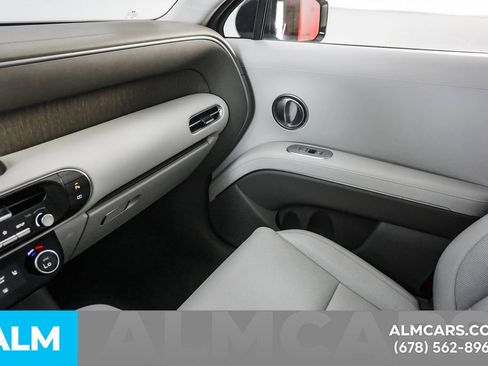 Used 2026 Hyundai Palisade SEL FWD image 42
