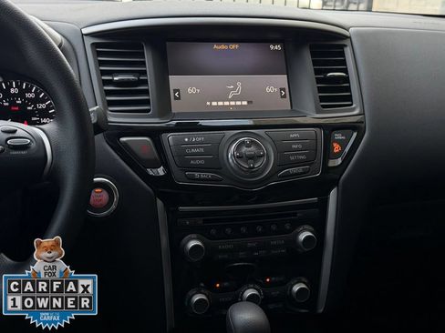 Used 2020 Nissan Pathfinder S AWD/4WD image 14