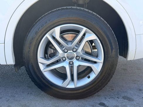 Used 2019 Audi Q5 2.0T Premium AWD/4WD image 29