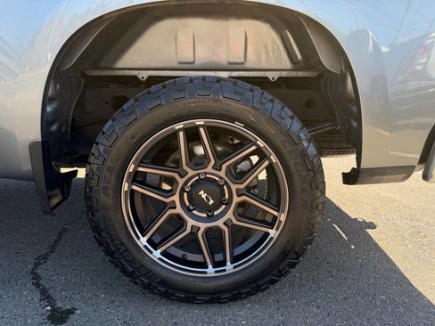 Used 2020 Chevrolet Silverado 1500 LT w/ All-Star Edition AWD/4WD image 4