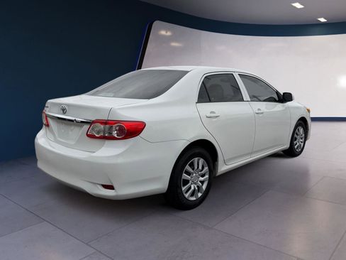 Used 2012 Toyota Corolla S image 5