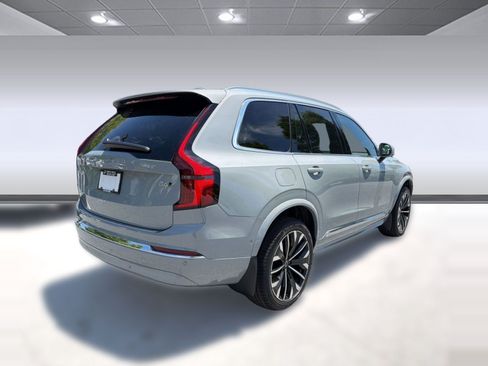 New 2026 Volvo XC90 B6 Plus w/ Protection Package Premier AWD/4WD image 9