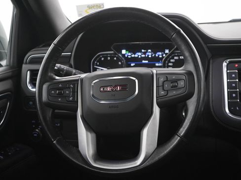 Used 2021 GMC Yukon XL SLT w/ Rear Media and Nav Package AWD/4WD image 20