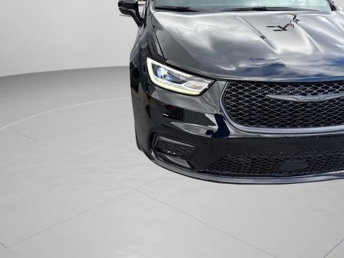 New 2026 Chrysler Pacifica Select w/ S Appearance Package image 43