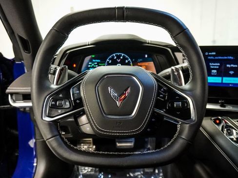 Used 2025 Chevrolet Corvette Stingray Coupe w/ 1LT RWD image 11